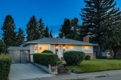 4927 10 Avenue SW Calgary, AB T3C 0M3