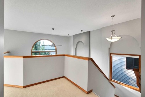 207 Citadel Peak Circle Nw, Calgary, AB 