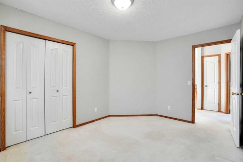 207 Citadel Peak Circle Nw, Calgary, AB 