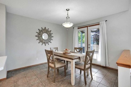 207 Citadel Peak Circle Nw, Calgary, AB 