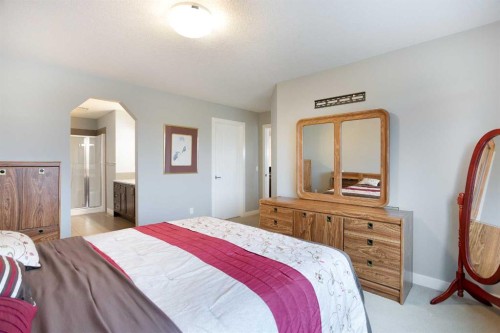 136 Rainbow Falls Glen, Chestermere, AB 