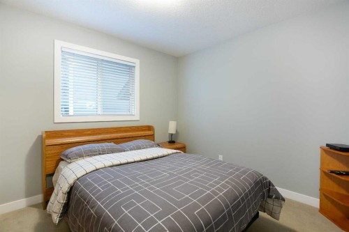 136 Rainbow Falls Glen, Chestermere, AB 