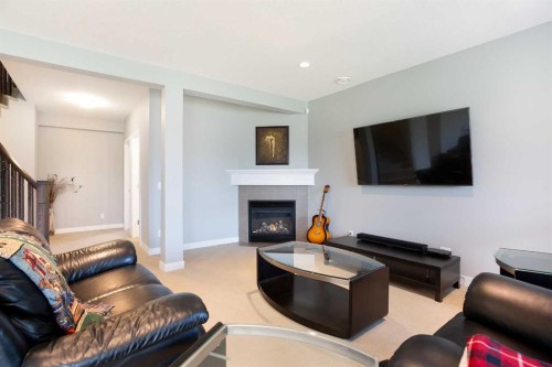 136 Rainbow Falls Glen, Chestermere, AB 