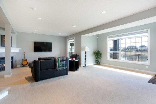 136 Rainbow Falls Glen, Chestermere, AB 