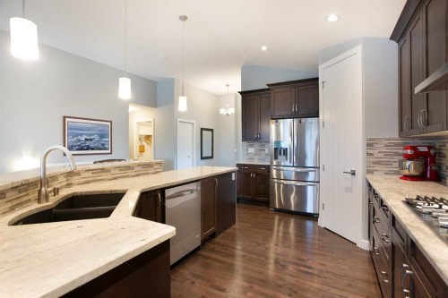 136 Rainbow Falls Glen, Chestermere, AB 