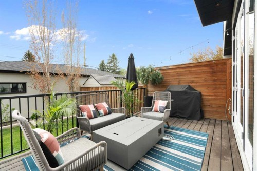 1141 Renfrew Drive Ne, Calgary, AB - Outdoor With Deck Patio Veranda With Exterior