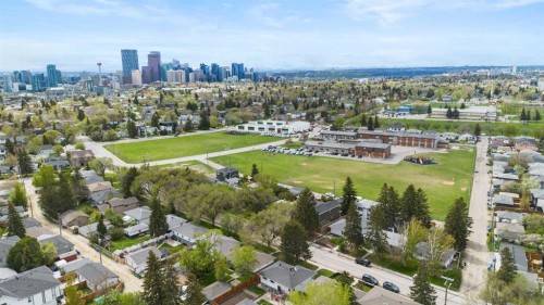 1141 Renfrew Drive Ne, Calgary, AB - Outdoor With View