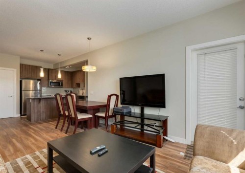 7-4 Sage Hill Terrace Nw, Calgary, AB - Indoor