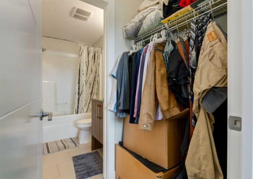 7-4 Sage Hill Terrace Nw, Calgary, AB - Indoor With Storage