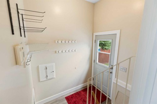 8419 Silver Springs Road Nw, Calgary, AB - Indoor Photo Showing Other Room