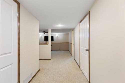 8419 Silver Springs Road Nw, Calgary, AB - Indoor