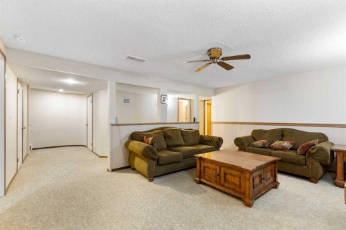 8419 Silver Springs Road Nw, Calgary, AB - Indoor