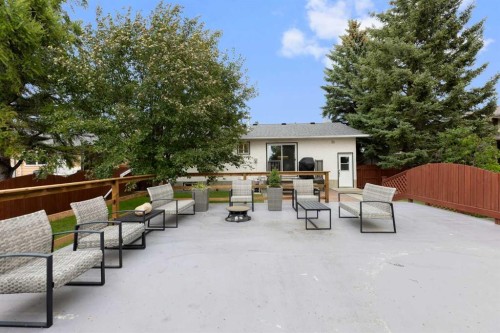8419 Silver Springs Road Nw, Calgary, AB - Outdoor