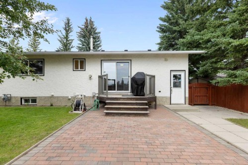 8419 Silver Springs Road Nw, Calgary, AB - Outdoor