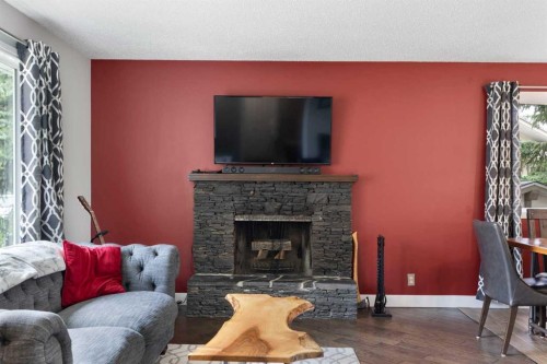 8419 Silver Springs Road Nw, Calgary, AB - Indoor Photo Showing Living Room With Fireplace