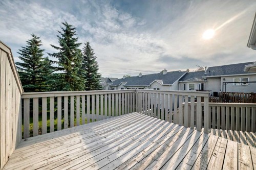 23 Sunlake Gardens Se, Calgary, AB - Outdoor With Deck Patio Veranda