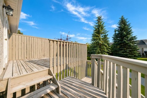 23 Sunlake Gardens Se, Calgary, AB - Outdoor With Deck Patio Veranda
