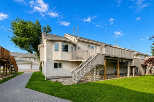 23 Sunlake Gardens Se, Calgary, AB - Outdoor With Deck Patio Veranda