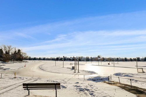 23 Sunlake Gardens Se, Calgary, AB - Outdoor With View