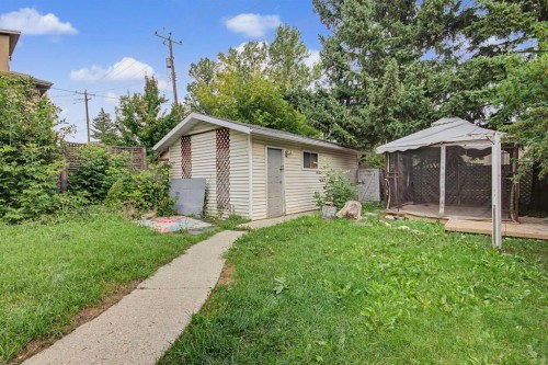 2214 24A Street Sw, Calgary, AB - Outdoor