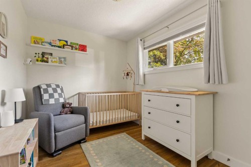 129 Springwood Drive Sw, Calgary, AB 
