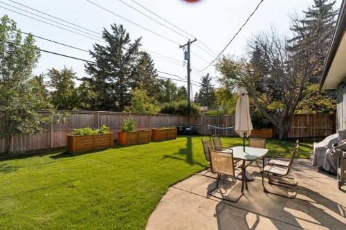129 Springwood Drive Sw, Calgary, AB 