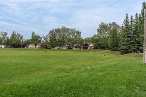 2819 28 Street Sw, Calgary, AB - Outdoor