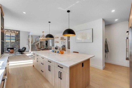 39 North Bridges Glen, Langdon, AB - Indoor Photo Showing Kitchen