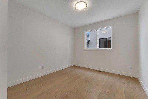 39 North Bridges Glen, Langdon, AB - Indoor Photo Showing Other Room