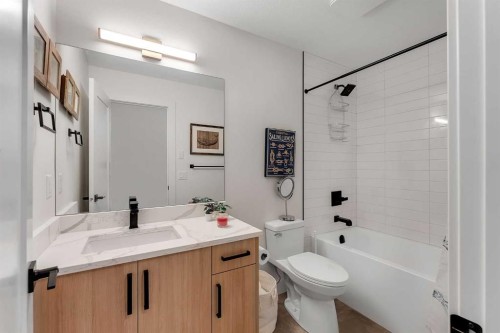 39 North Bridges Glen, Langdon, AB - Indoor Photo Showing Bathroom