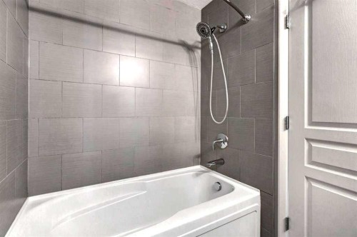 409-1320 1 Street Se, Calgary, AB - Indoor Photo Showing Bathroom