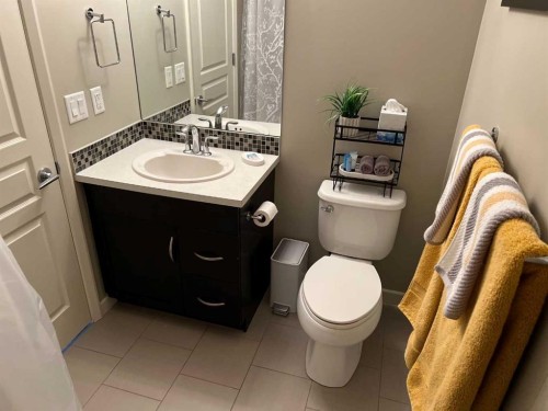 409-1320 1 Street Se, Calgary, AB - Indoor Photo Showing Bathroom
