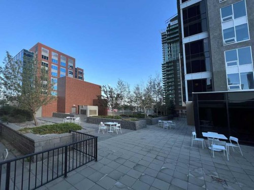 409-1320 1 Street Se, Calgary, AB - Outdoor