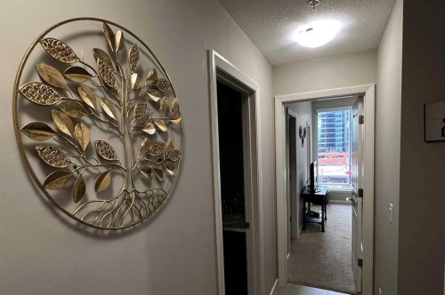 409-1320 1 Street Se, Calgary, AB - Indoor Photo Showing Other Room