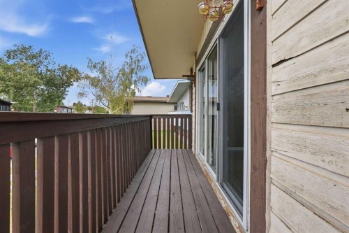 15 Doverville Way Se, Calgary, AB - Outdoor With Exterior