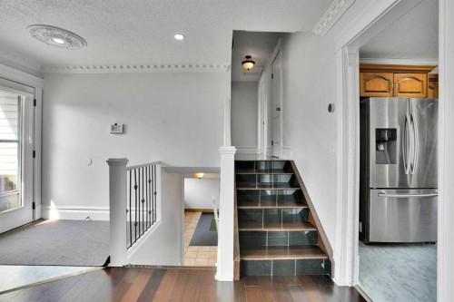 212 Pinetree Place Ne, Calgary, AB - Indoor Photo Showing Other Room