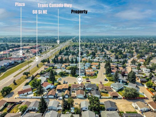 212 Pinetree Place Ne, Calgary, AB - Outdoor With View