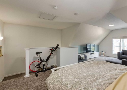 71 Seton Gardens Se, Calgary, AB - Indoor