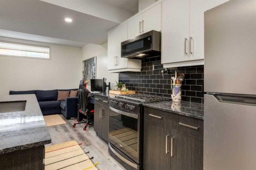 71 Seton Gardens Se, Calgary, AB - Indoor Photo Showing Kitchen
