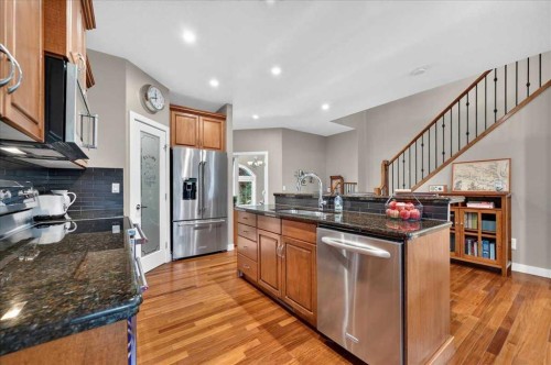 1122 21 Avenue Nw, Calgary, AB 