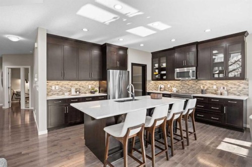 29 Aspen Summit Point Sw, Calgary, AB - Indoor Photo Showing Kitchen With Upgraded Kitchen