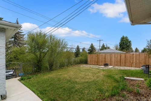 254 Hendon Drive Nw, Calgary, AB - Outdoor