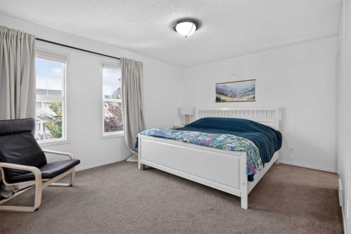 79 Autumn Green Se, Calgary, AB - Indoor Photo Showing Bedroom