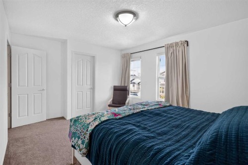 79 Autumn Green Se, Calgary, AB - Indoor Photo Showing Bedroom