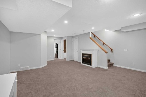 79 Autumn Green Se, Calgary, AB - Indoor