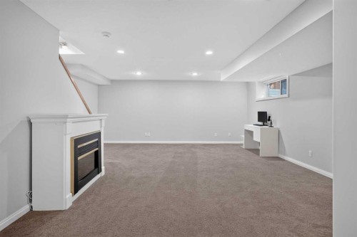79 Autumn Green Se, Calgary, AB - Indoor