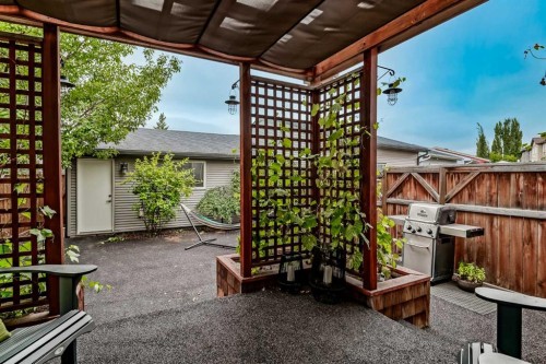79 Autumn Green Se, Calgary, AB - Outdoor With Exterior