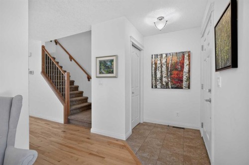 79 Autumn Green Se, Calgary, AB - Indoor Photo Showing Other Room