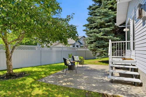 50 Douglasview Park Se, Calgary, AB - Outdoor