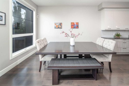 464 29 Avenue Nw, Calgary, AB - Indoor Photo Showing Dining Room